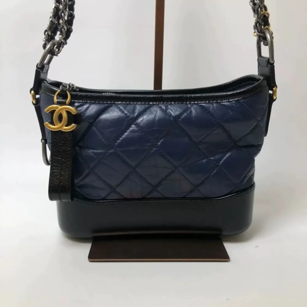 CHANEL brand color